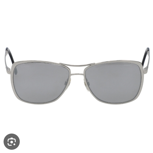 Authentic Like new Unisex Chanel 4224 Aviator sunglasses - Picture 1 of 7